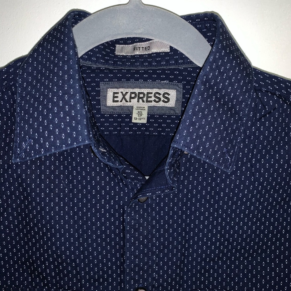 Express Button Up - Picture 2 of 3
